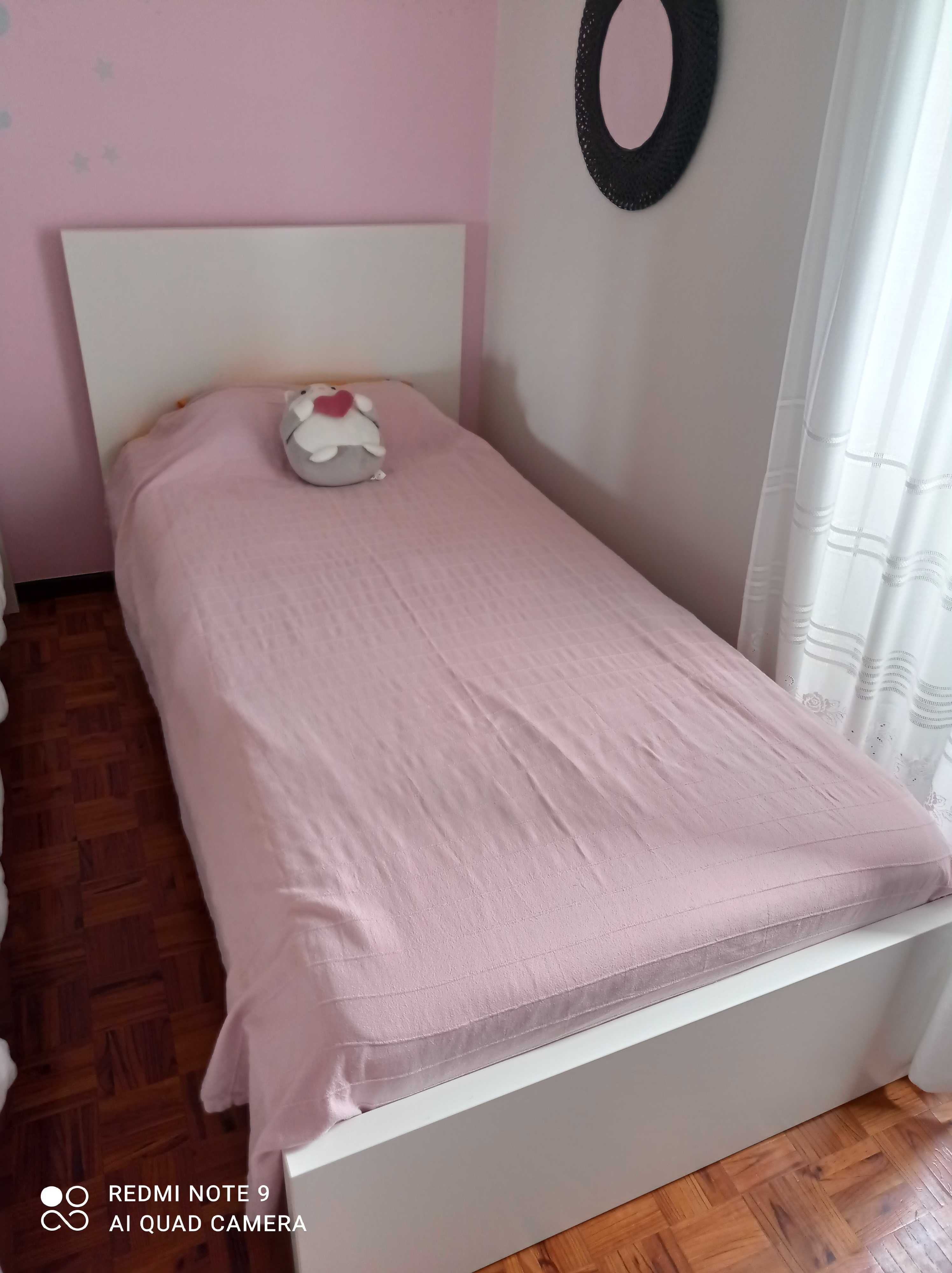 Cama completa como nova