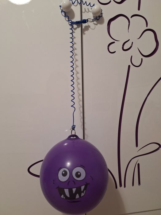 Piłka gumowa na sprężynie 20 cm