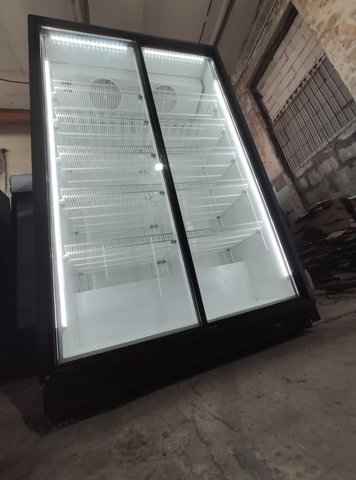 Холодильні шафи вітрини Inter 1200T Графіт. Стан ідеал. Розсрочка!