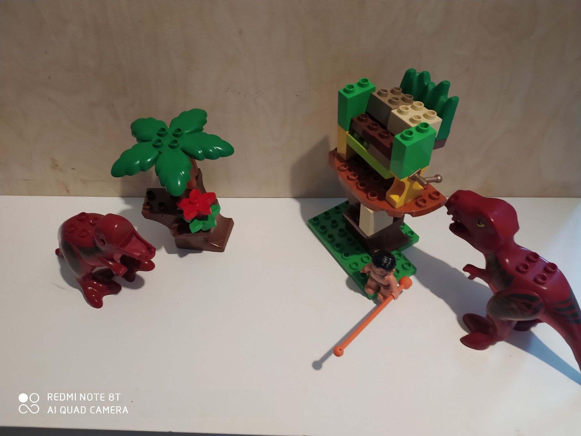 Lego duplo dinozaur pułapka na dinozaura jaskiniowiec