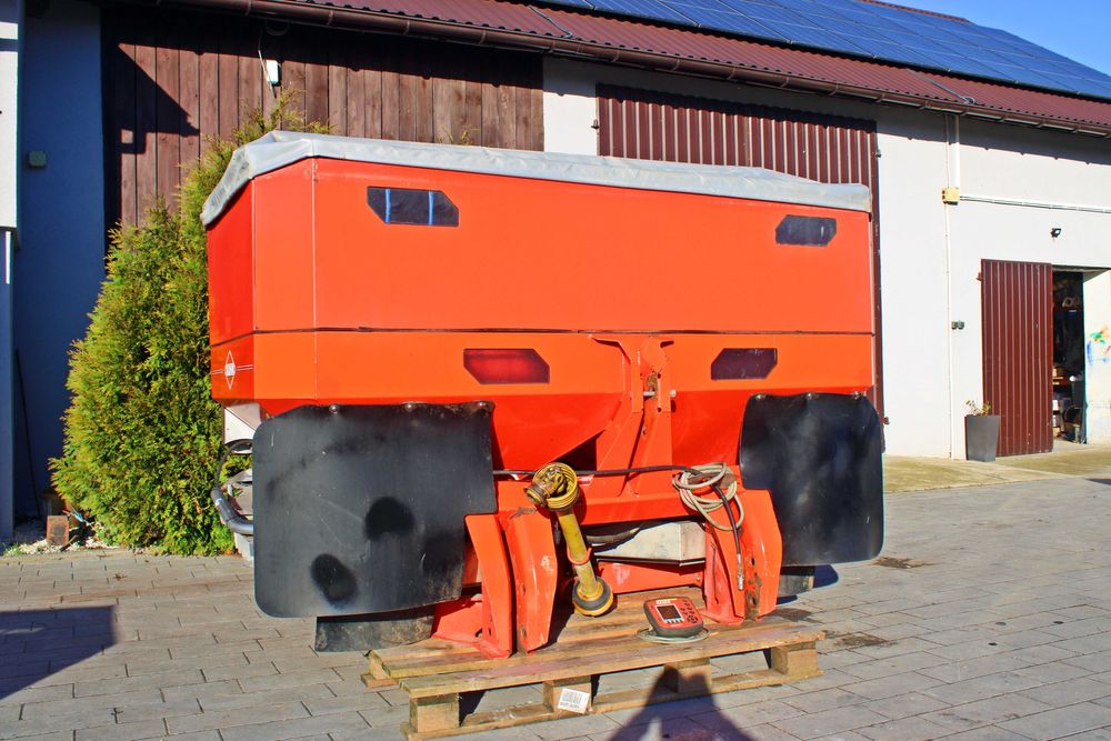 Rozsiewacz nawozów KUHN rauch AXIS 30.1 do nawozu LIMITER