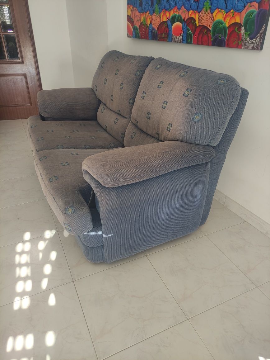 Sofá-cama em Azul