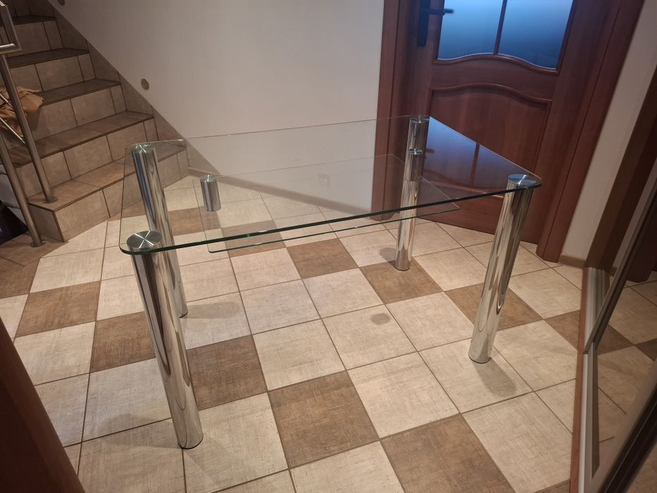 Stół do kuchni jadalni  szklany efektowny