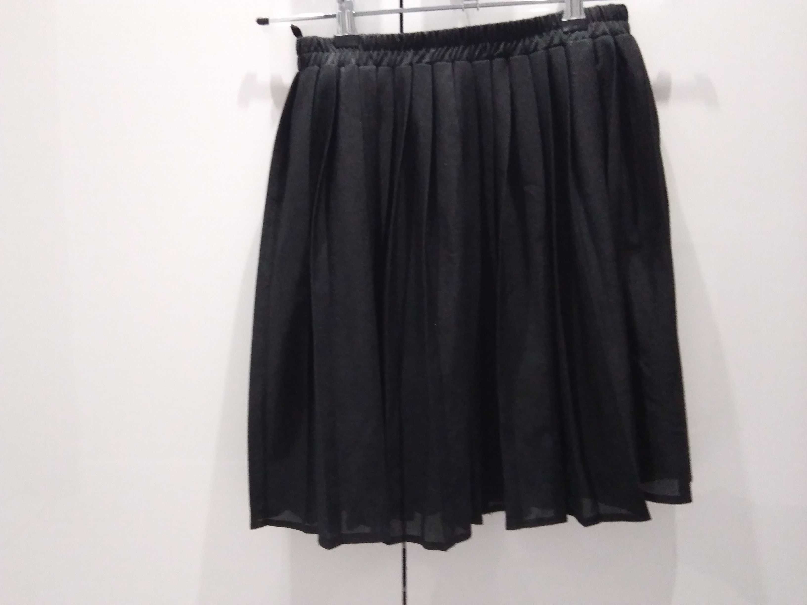 czarna krótka spódnica plisowana r.38