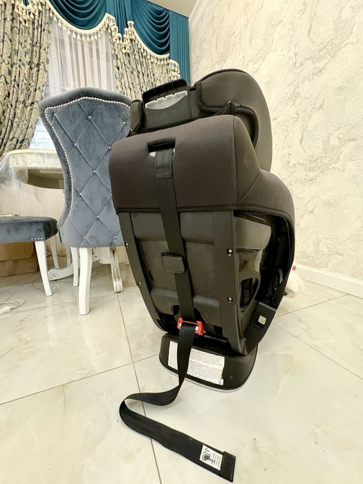 Автокресло “AVENFLO” от 0 до 12 років