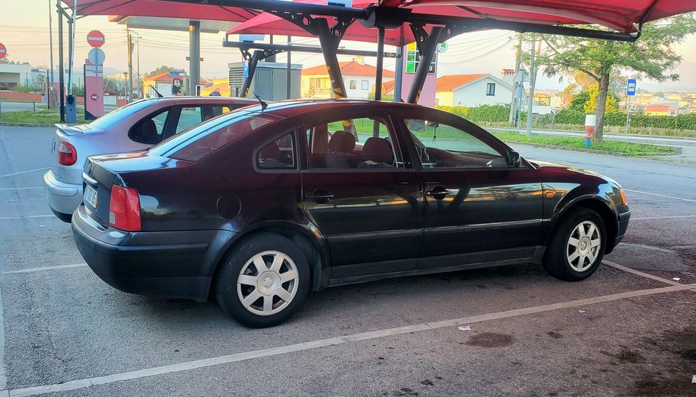 Volkswagen  1.6 B2 Passat