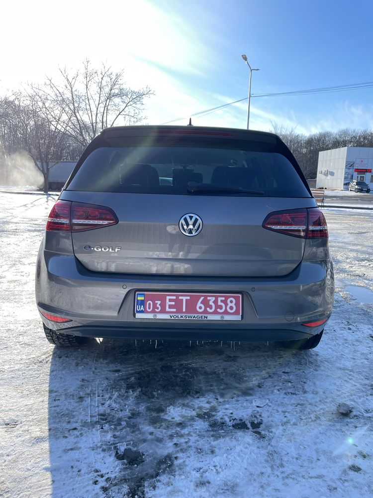 Volkswagen E-Golf 2015 рік 24 кВ