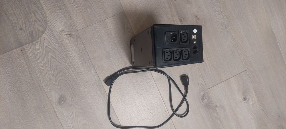 Джерело безперебійного живлення ДБЖ UPS FSP EP-650