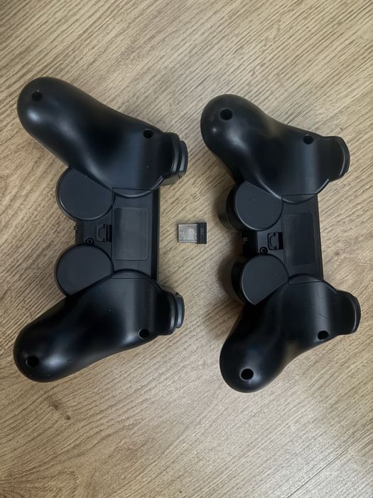 Dwa pady bezprzewodowe