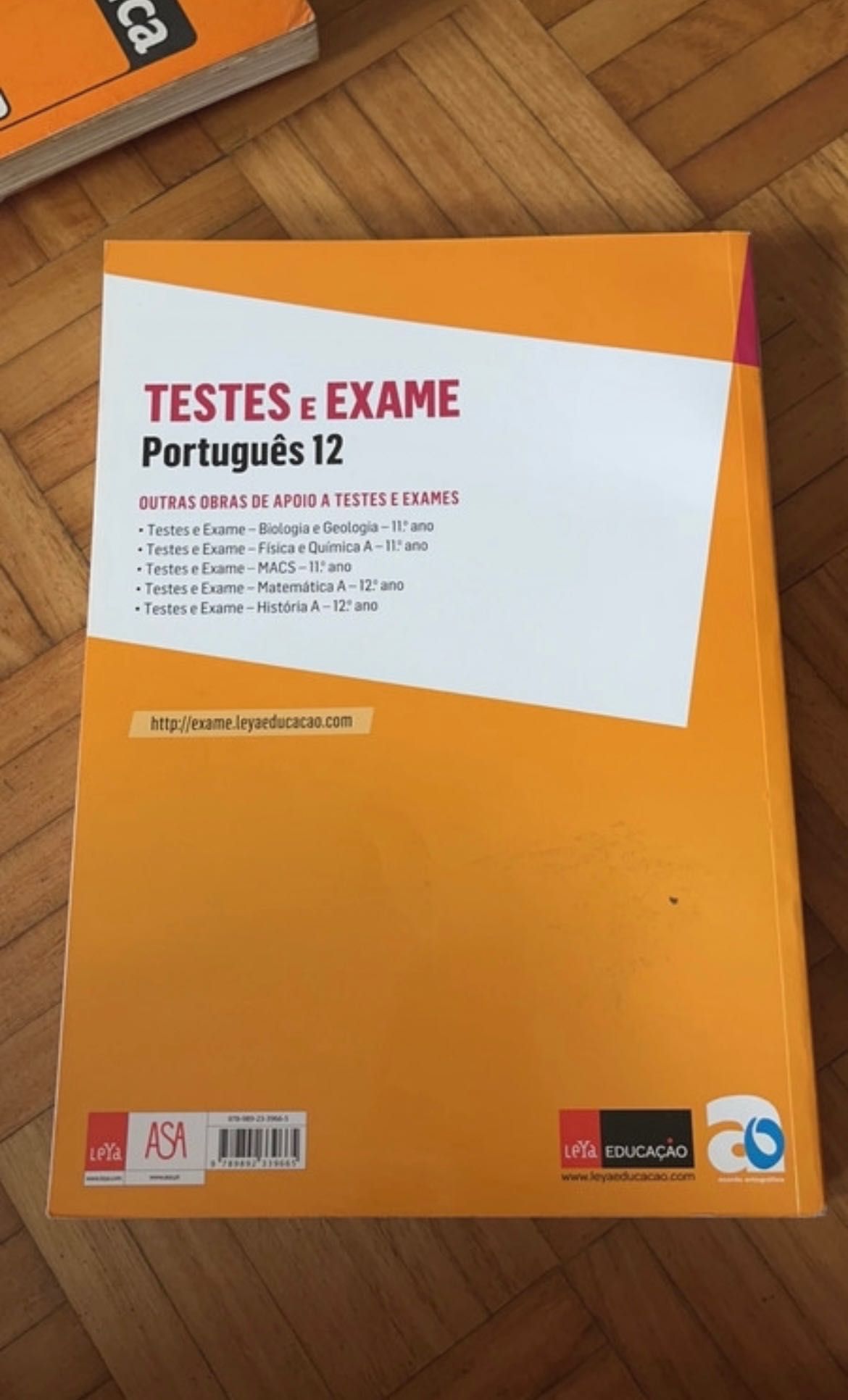 livro de Testes e Exames de Português 12o ano ASA