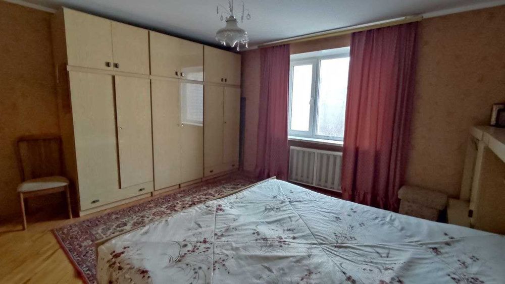 Оренда просторої 2-кімнатної квартири в центральній частині Черкас