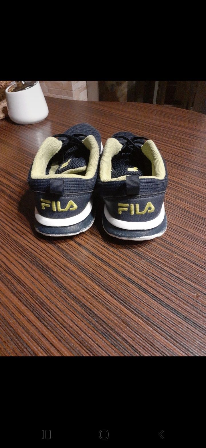 Buty Fila, rozmiar 33