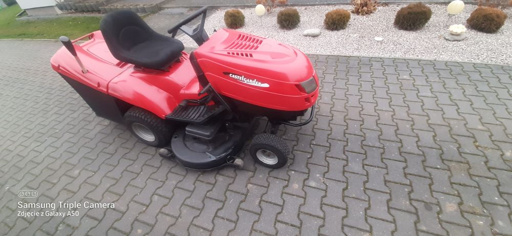 Traktorek kosiarka    20 km dwa cylindry hydro