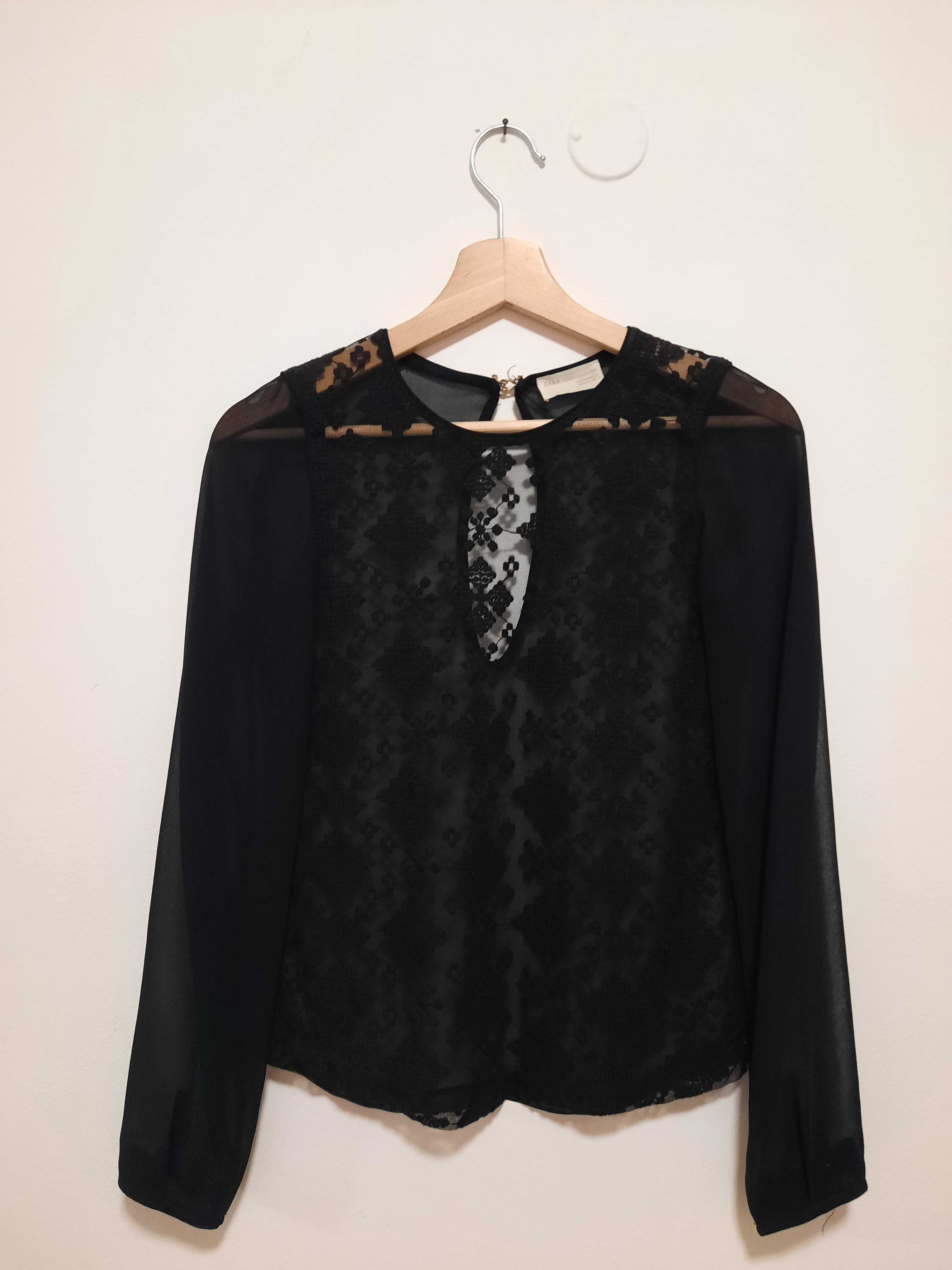 Blusa preta Zara com renda