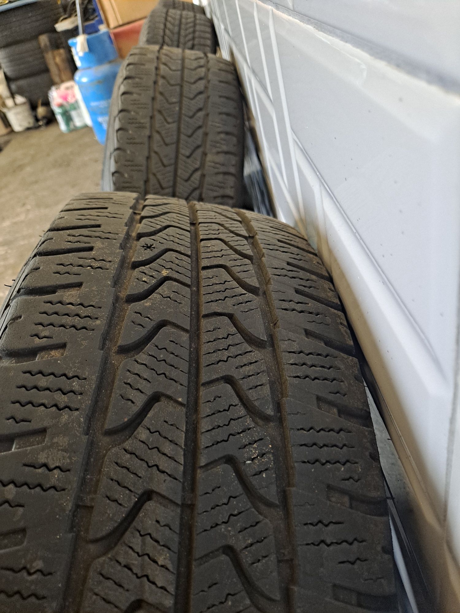 Felgi z oponami vw t5 205/65/16c dot19 5x120