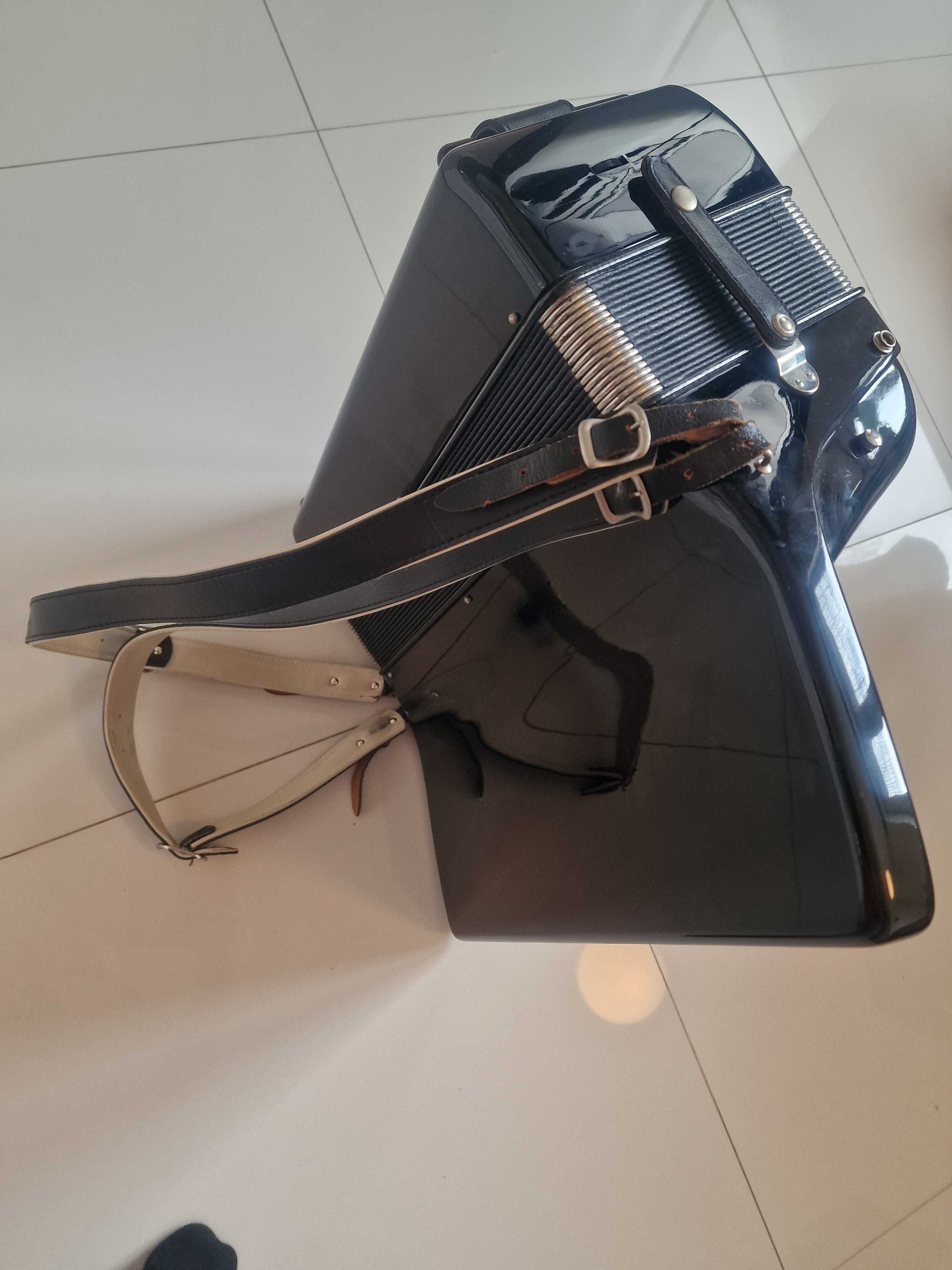 Akordeon Hohner Verdi ||