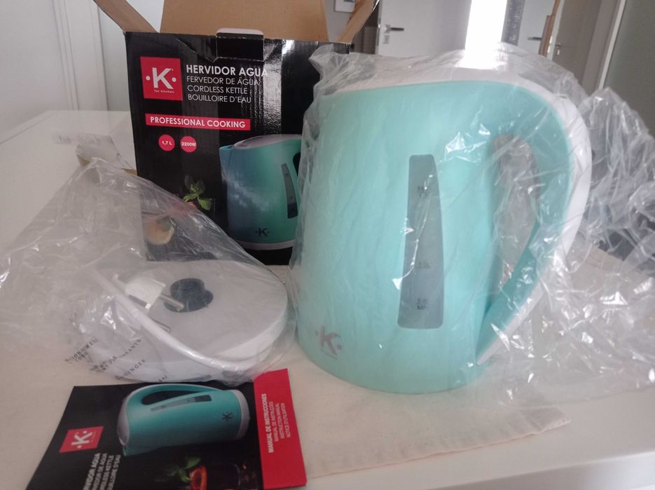 Fervedor Água Elétrico - Novo