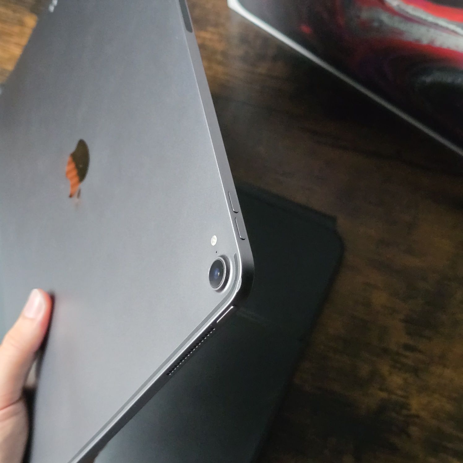 Tablet iPad Pro 12.9 256GB + Klawiatura Magic Keyboard + Penci