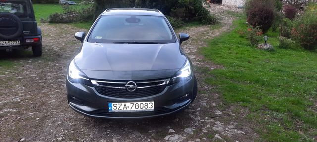 Opel Astra V, 2016r. Serwisowany i BEZWYPADKOWY