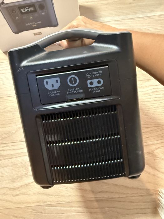 Ecoflow River Proзарядна станція