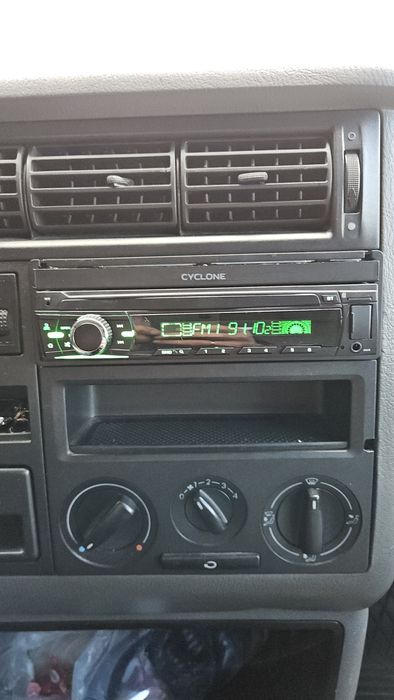 Автомагнітола Cyclone MP 7056