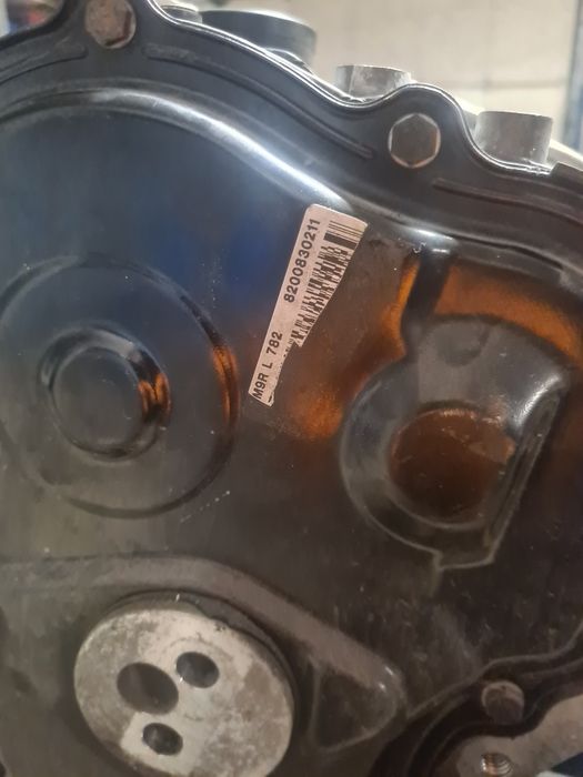 Silnik Vivaro 2.0dci M9R L 782