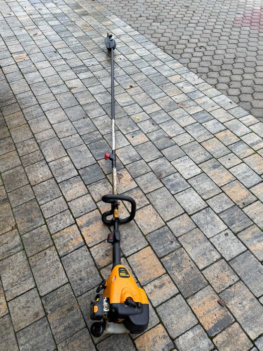 Spalinowa piła łańcuchowa na wysięgniku Poulan PRO - Podkrzesywarka