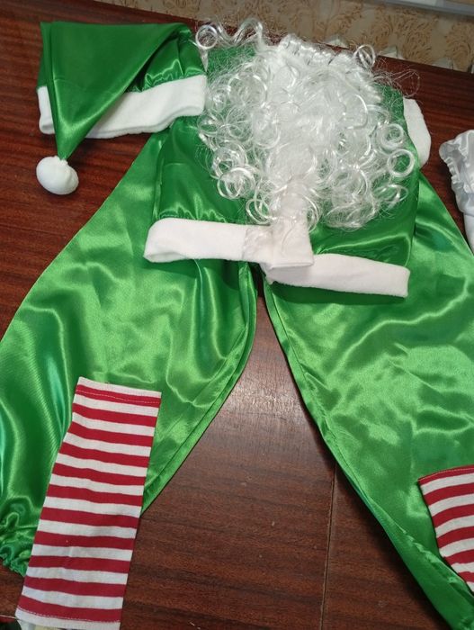 Сніговик,зайчик,гном,ведмідь ,вовчик