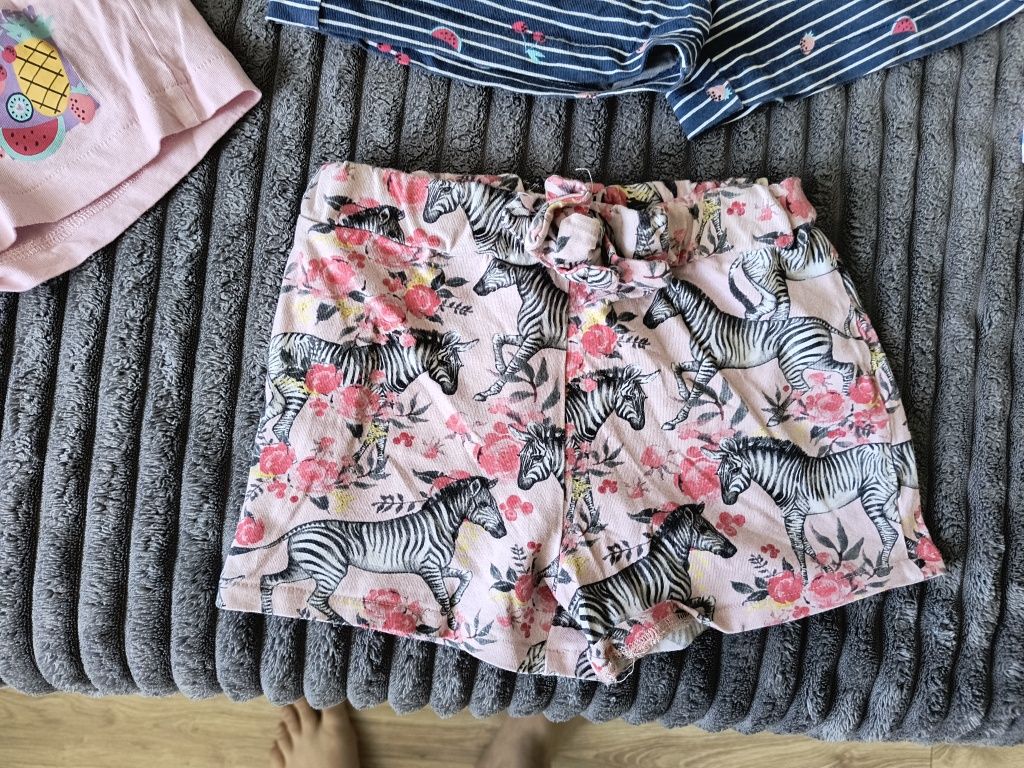 Krótkie spodenki 110 zestaw kik, Kaufland, tissaya
