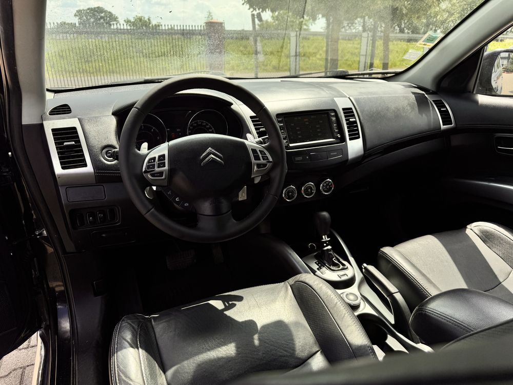 Citroen C-Crosser 2.2 HDi  skóra  4x4  7-osobowy