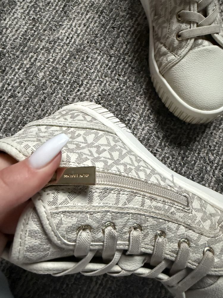 Кросовки ,кеды michel kors
