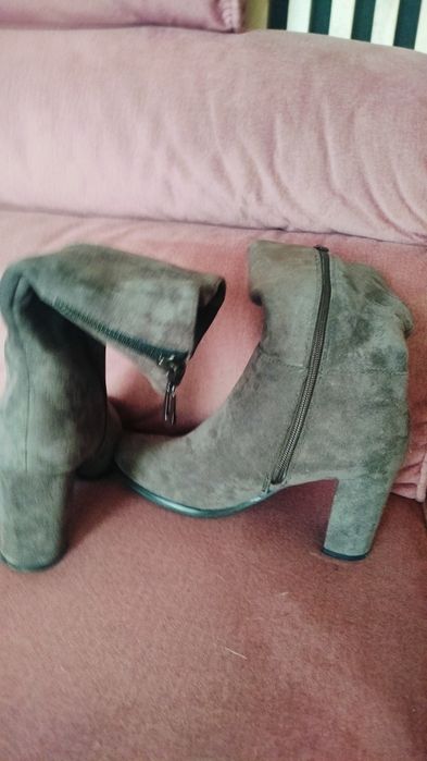 Zamszowe kozaczy ocieplane