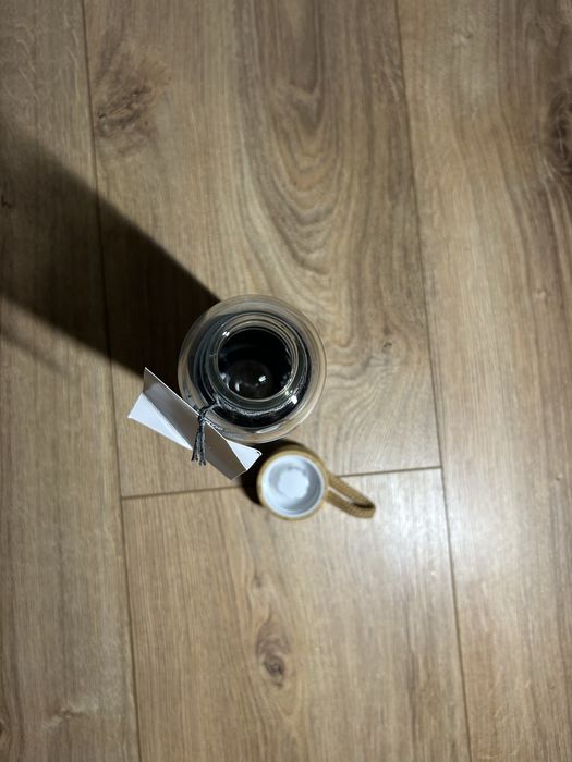 Bidon butelka na wodę 500ml vilde szklana w pokrowcu z gumy