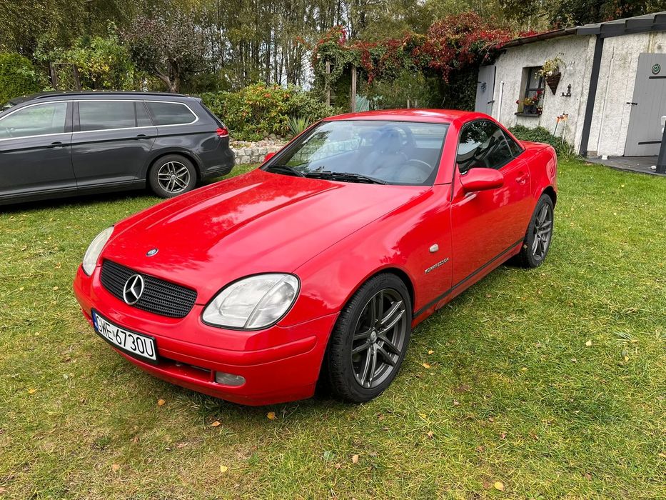 Mercedes-Benz SLK Ładne zwinne cabrio
