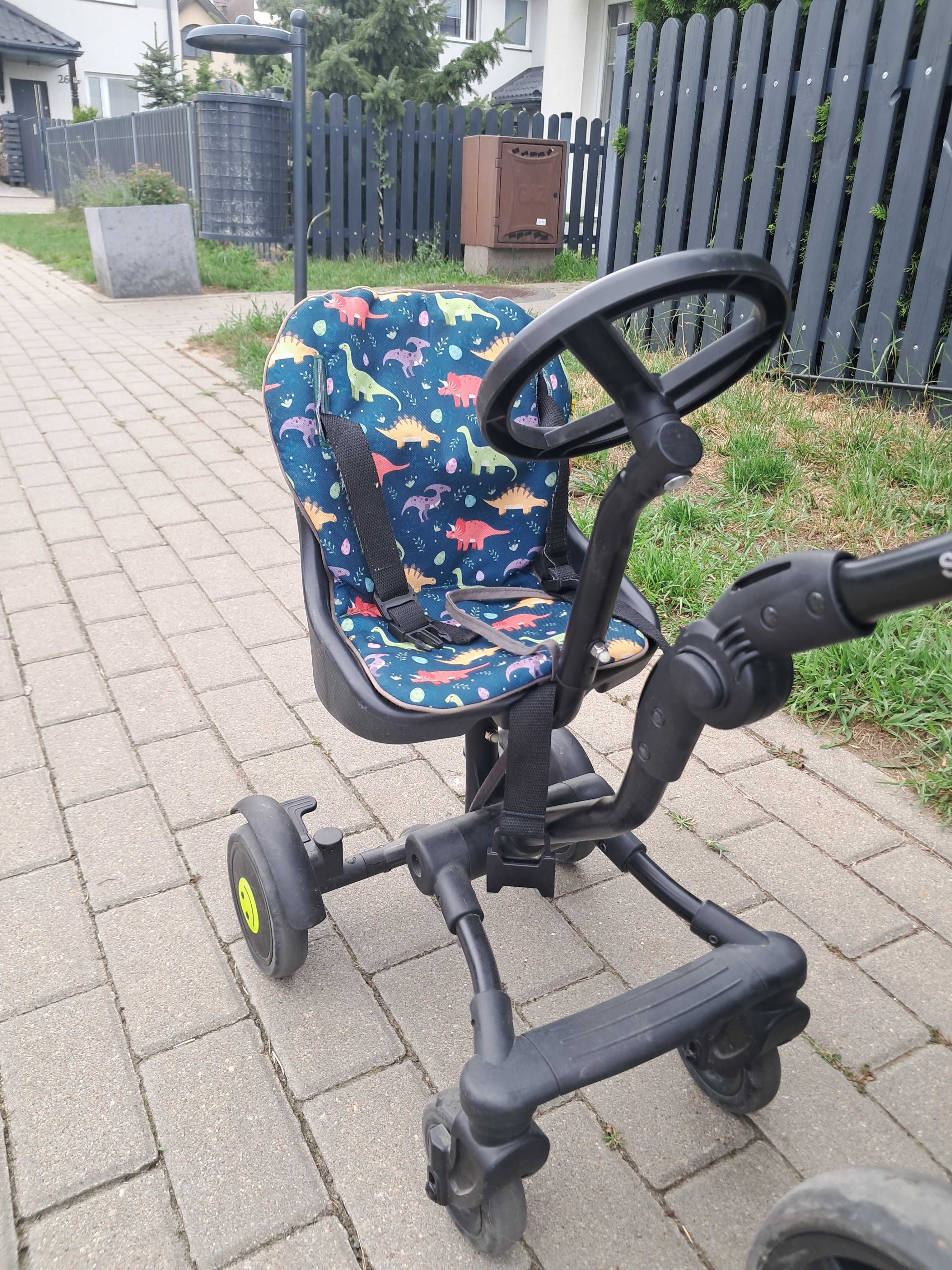Wozek spacerowka z dostawką dla drugiego dziecka.