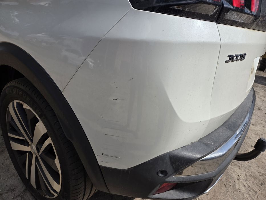 Narożnik zderzaka lewy tył peugeot 3008