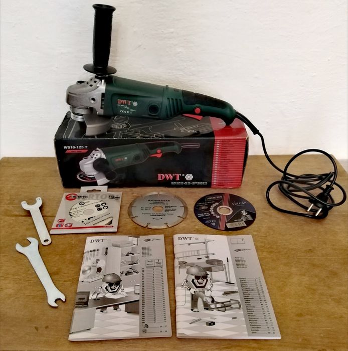 Болгарка,угловая шлифмашина DWT WS10-125 T


Перед покупкой,уточ