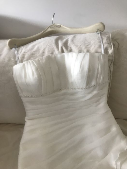 Vestido de noiva “Rosa Clará” 36-38 + saiote. Promocão