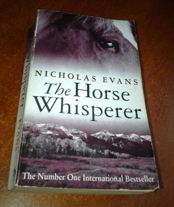 Nicholas Evans English books