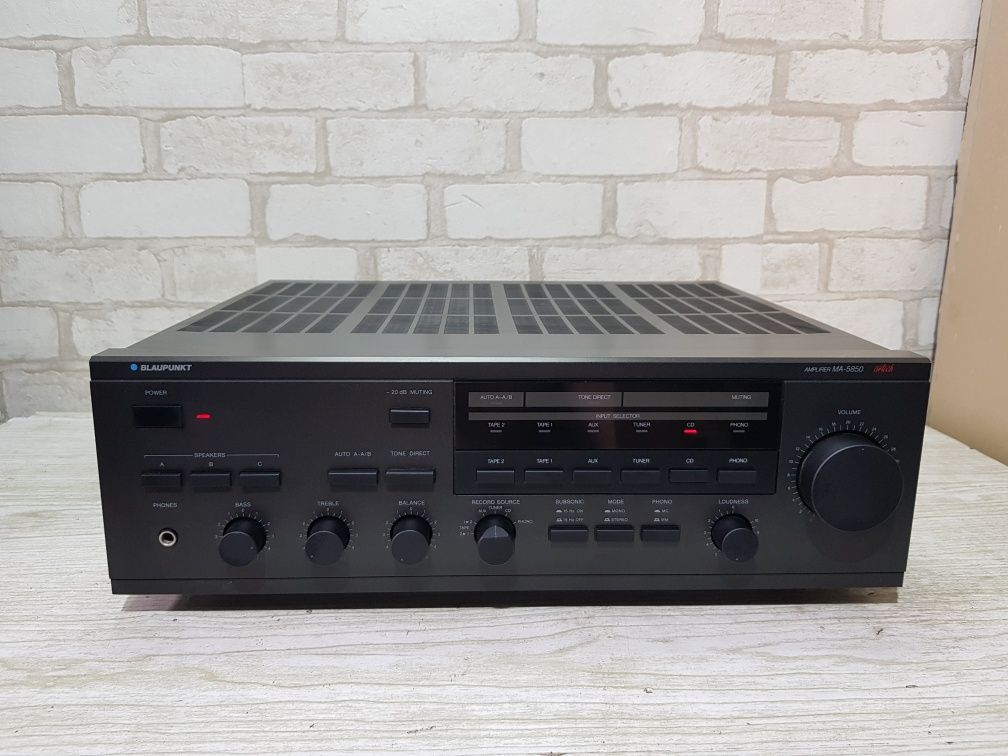 Мощ! Стерео підсилювач/усилитель  Blaupunkt MA-5850 2х150Вт з Німеччин