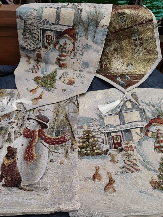 Набір новорічний раннер та наволочки