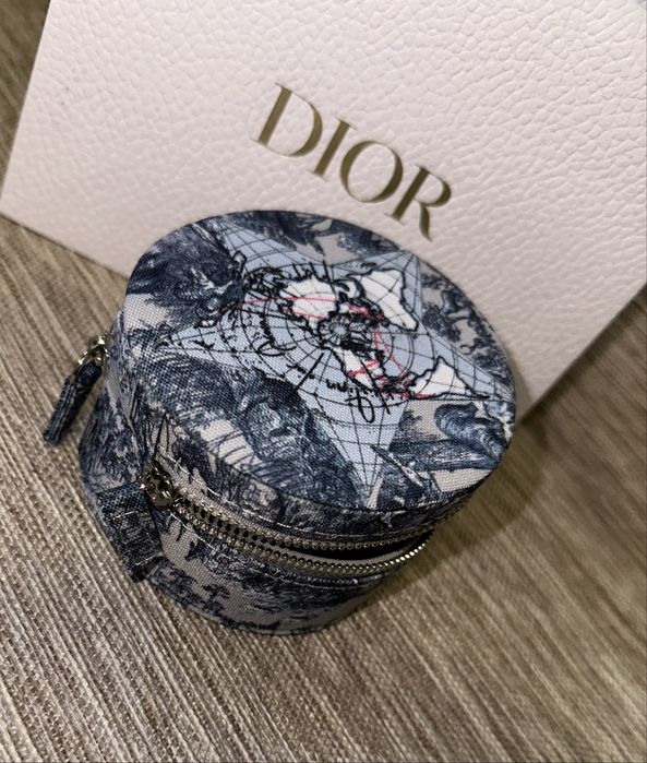 Оригінальна косметичка Dior