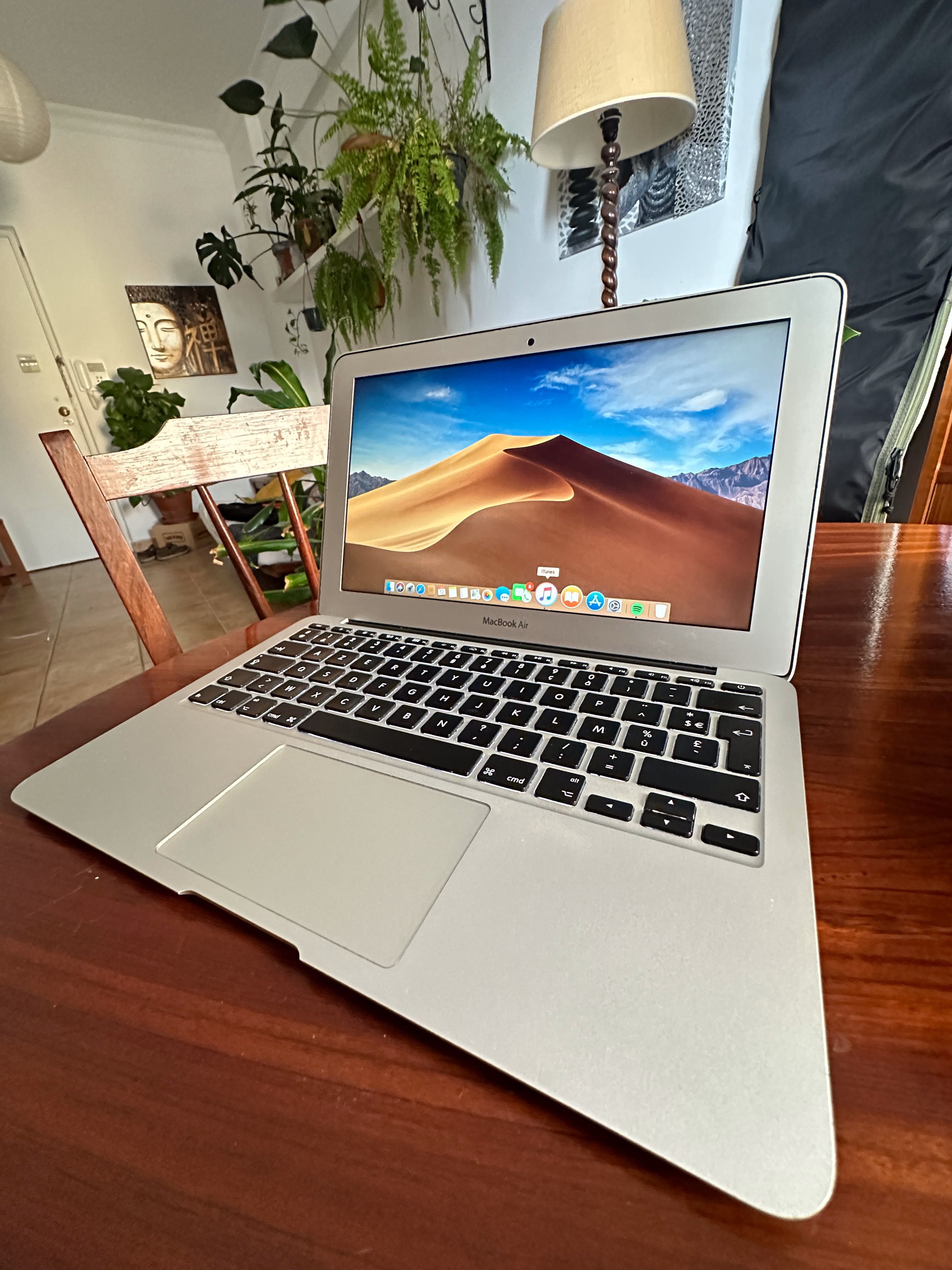 MacBook Air 11" para vender rápido em Lisboa