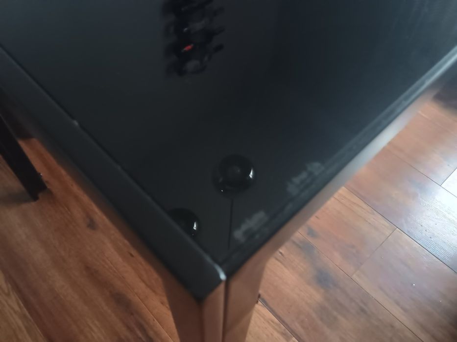 Stół szklany czarny