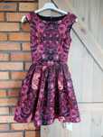 Elegancka sukienka w kwiaty xs 34