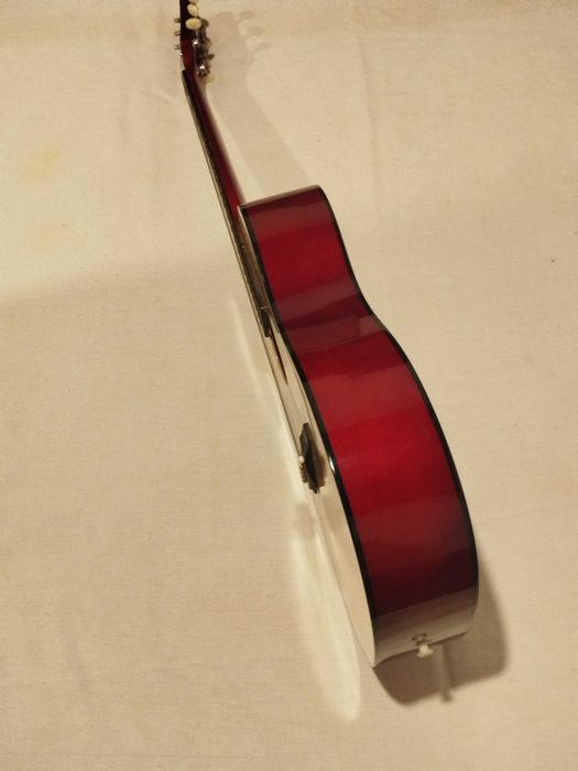 Guitarra acústica Folk