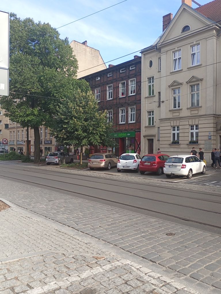 Lokal użytkowy 90 m² – Dąbrowskiego 26, Poznań