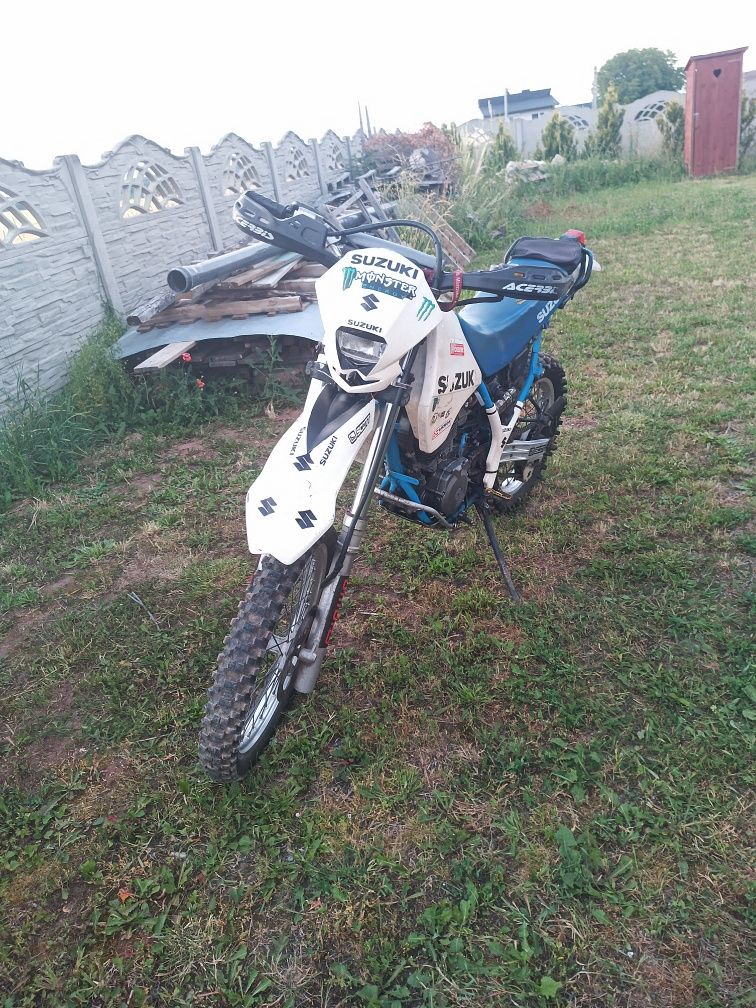Suzuki dr350 cross