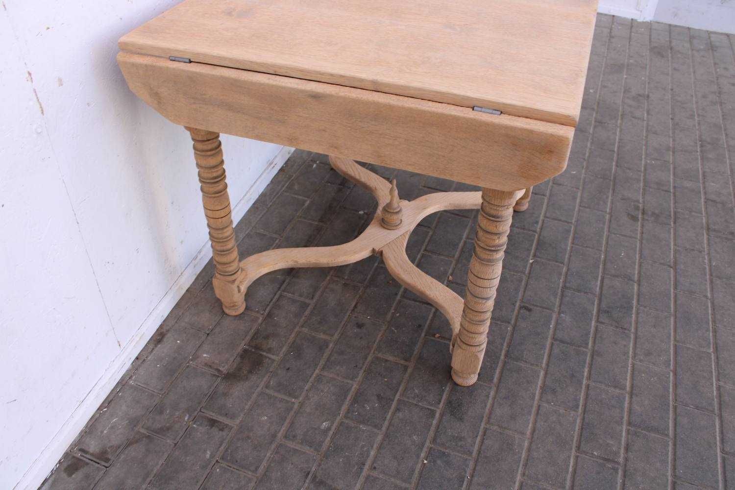 Stary oczyszczony dębowy stół klapiak 89/80  467