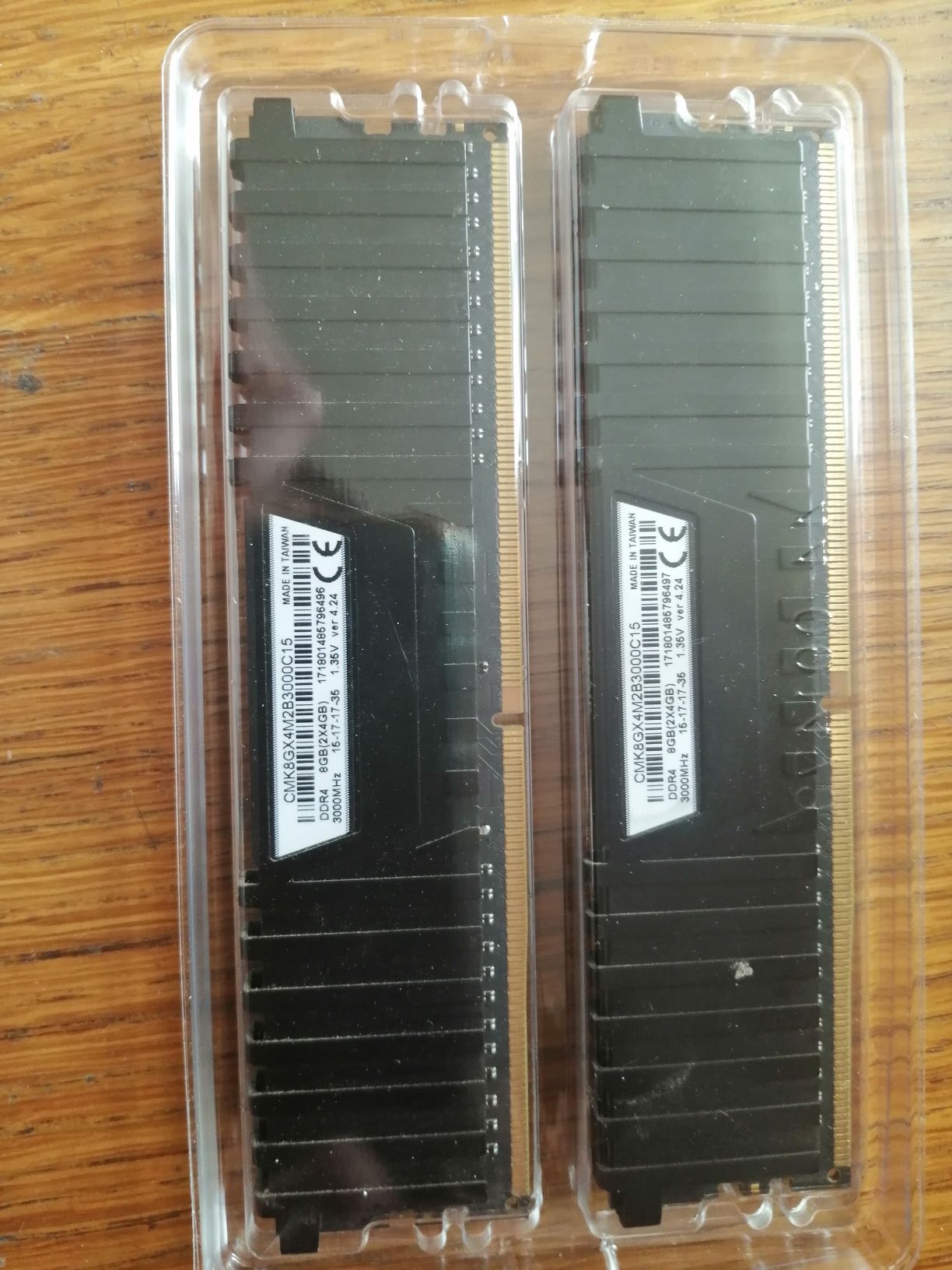 Pamięć RAM DDR4 8GB 2x4 GB